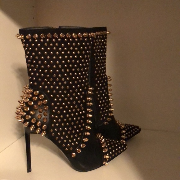 COPY - Gold studded healed boots feeling bold..these are for you. - Picture 3 of 9